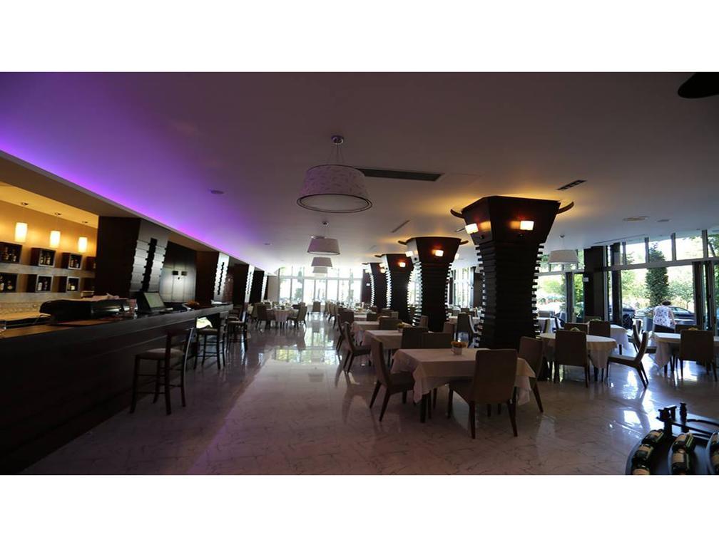 Hotel Voloreka Tushemisht Dış mekan fotoğraf